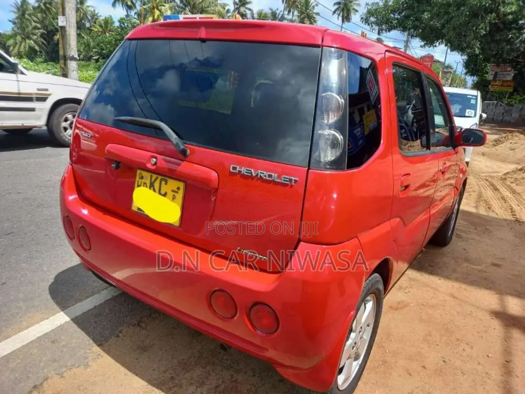 Chevrolet Cruze 2004 Car (Used)