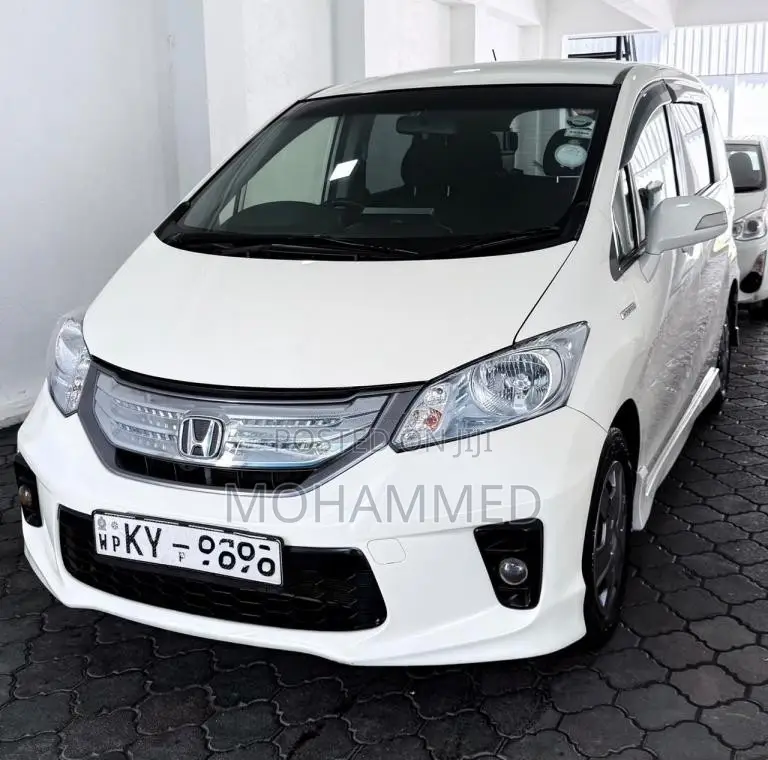 Honda Freed 2013 Car (Used)