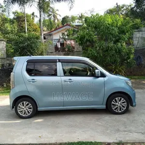 Suzuki Wagon R FZ 2014 Car (Used)