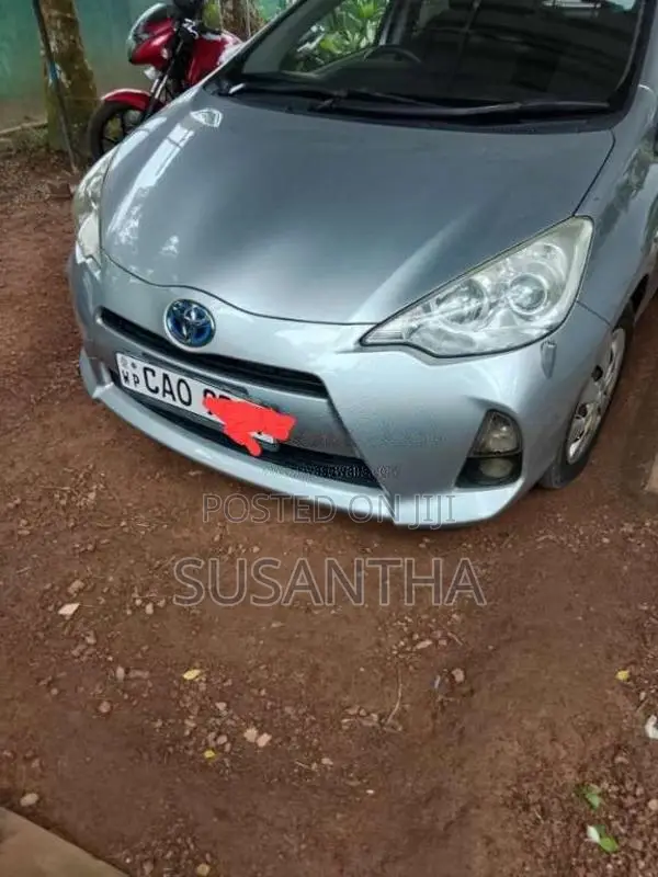 Toyota Aqwa G Grade 2012 Car (Used)