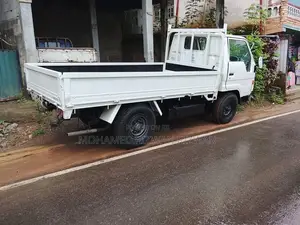 Toyota Dyna 1994 Lorry (Used)