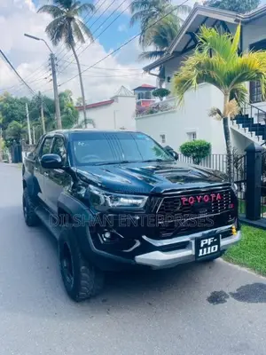 Toyota Hilux 2011 Pickup (Used)