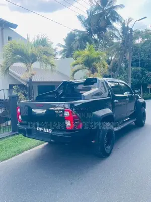 Toyota Hilux 2011 Pickup (Used)