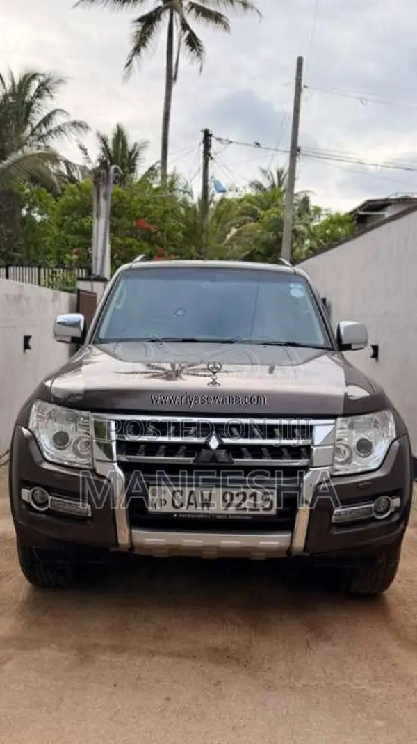 Mitsubishi Montero 2017 SUV (Used)