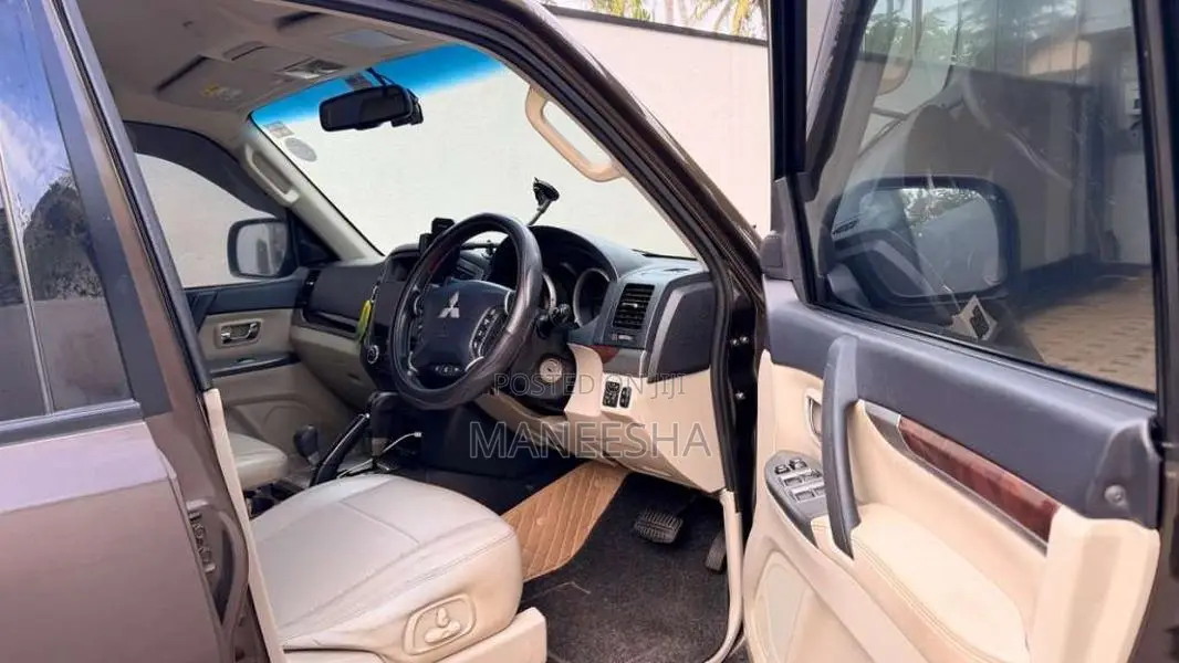 Mitsubishi Montero 2017 SUV (Used)