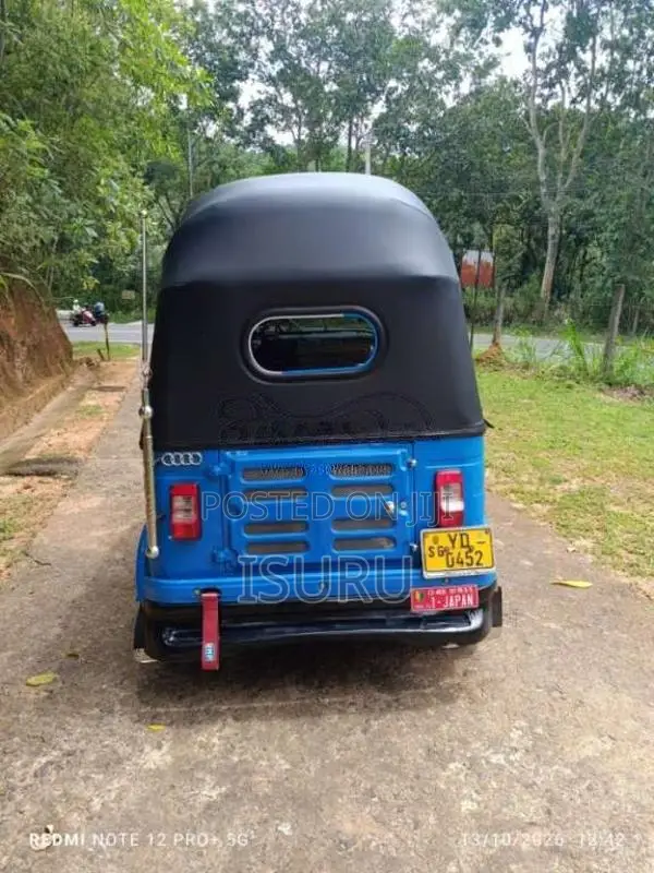 Bajaj 4 Stroke 2010 Three Wheel (Used)