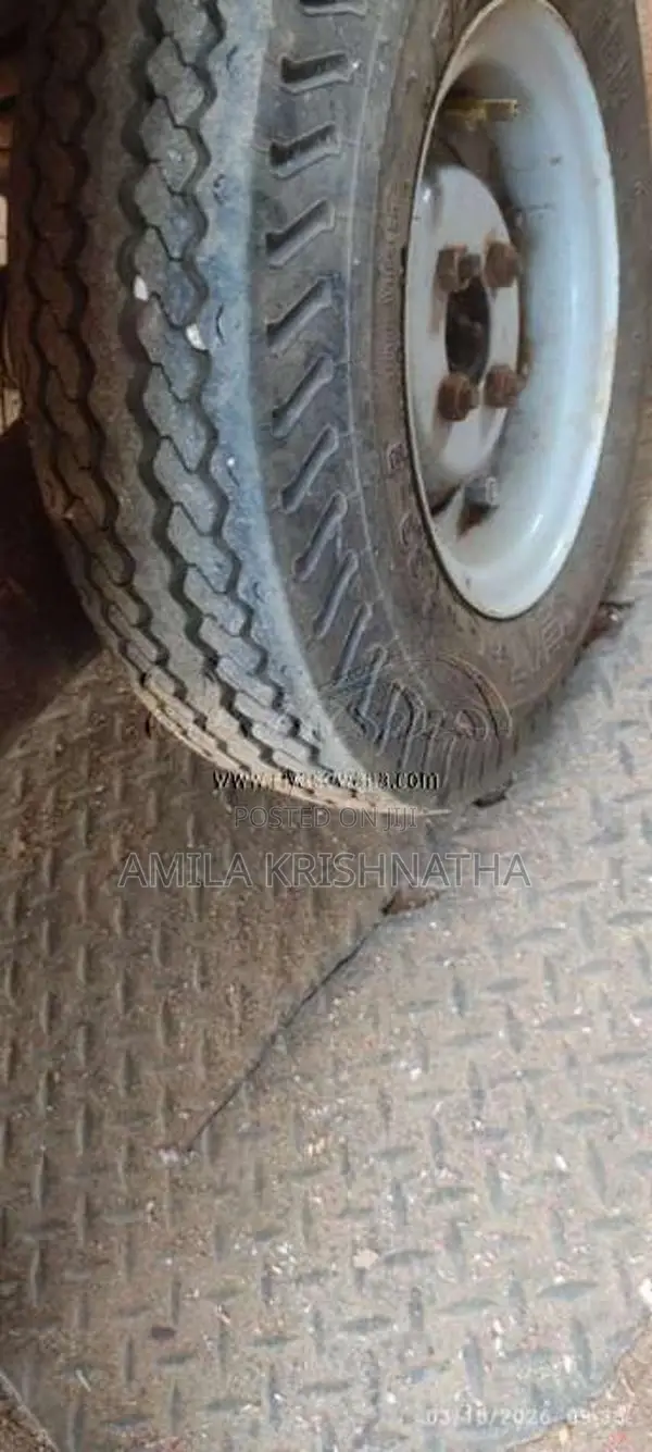 Bajaj RE 2 Stroke 2003 Three Wheel (Used)