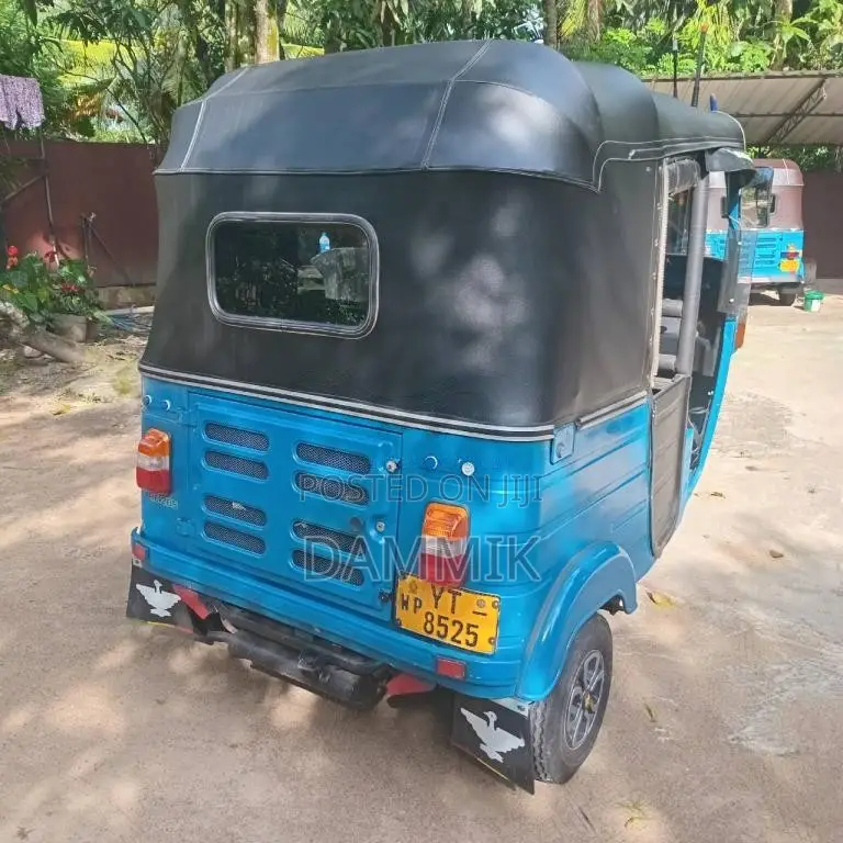 Bajaj RE 2011 Three Wheel (Used)