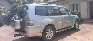 Mitsubishi Montero 2011 SUV (Used)