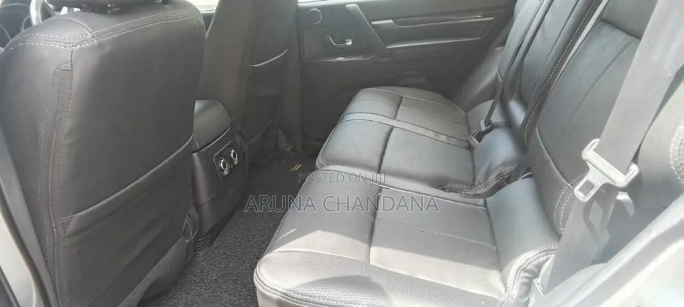 Mitsubishi Montero 2011 SUV (Used)