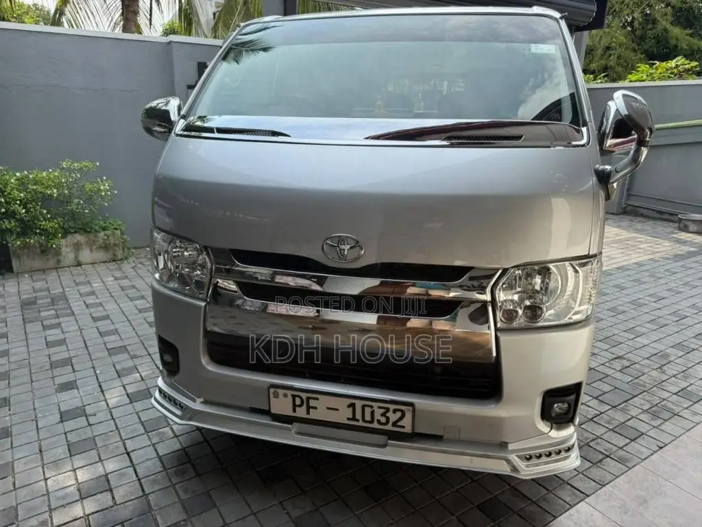 Toyota SUPER GL UPDATE 2007 Van (Used)