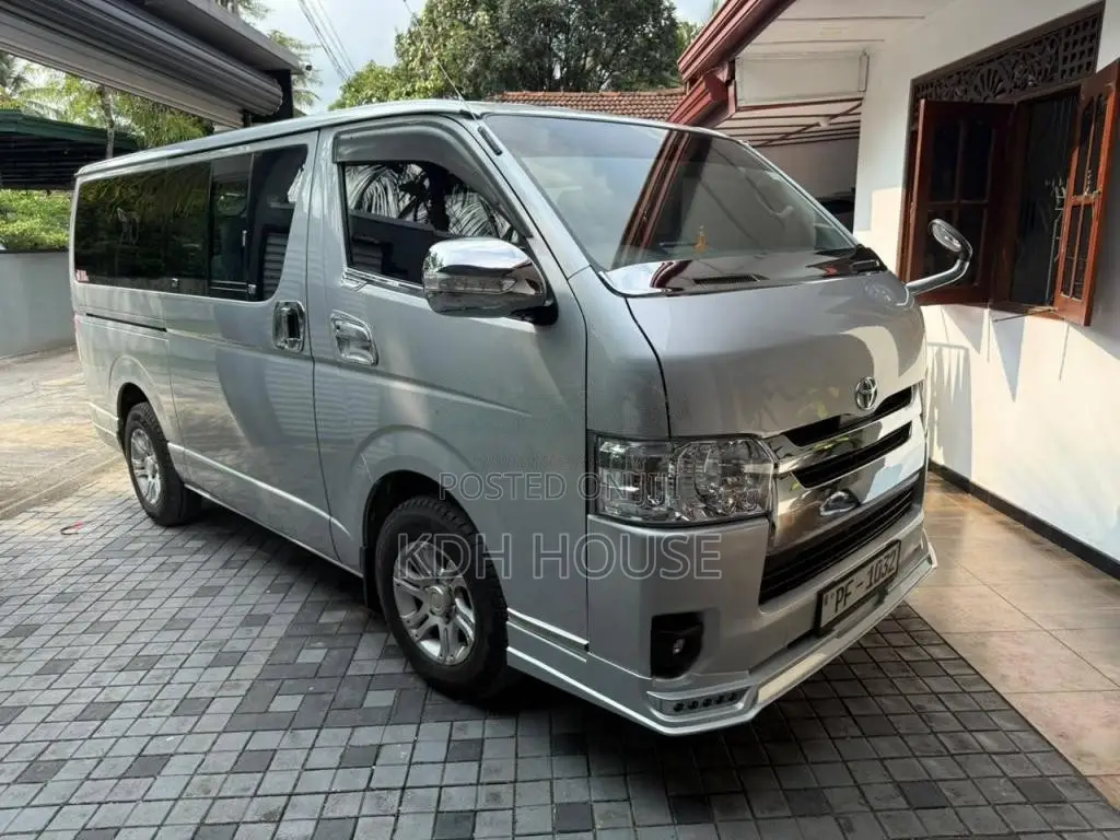 Toyota SUPER GL UPDATE 2007 Van (Used)