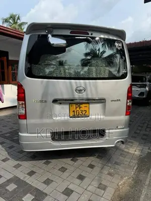Toyota SUPER GL UPDATE 2007 Van (Used)