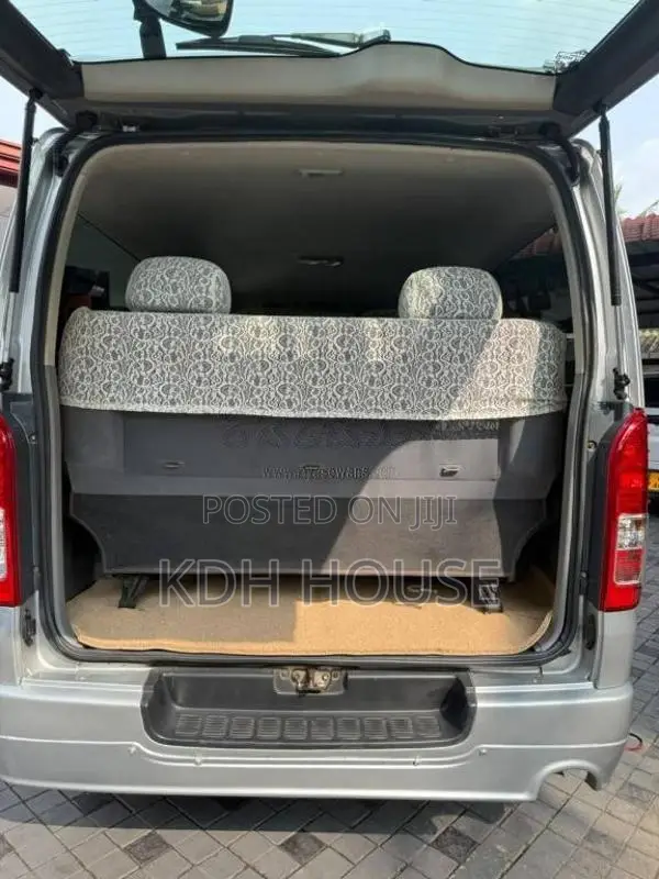 Toyota SUPER GL UPDATE 2007 Van (Used)