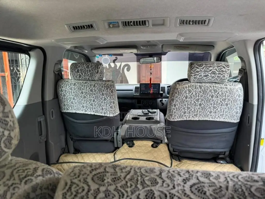 Toyota SUPER GL UPDATE 2007 Van (Used)