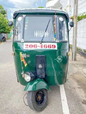 Bajaj RE 1999 Three Wheel (Used)