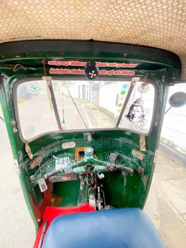 Bajaj RE 1999 Three Wheel (Used)