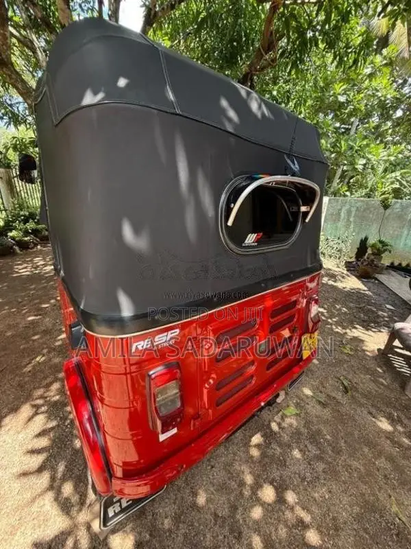 Bajaj RE 2020 Three Wheel (Used)