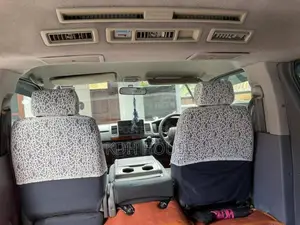 Toyota GL 2006 Van (Used)