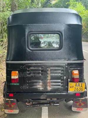 Bajaj RE 2013 Three Wheel (Used)