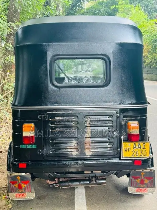 Bajaj RE 2013 Three Wheel (Used)