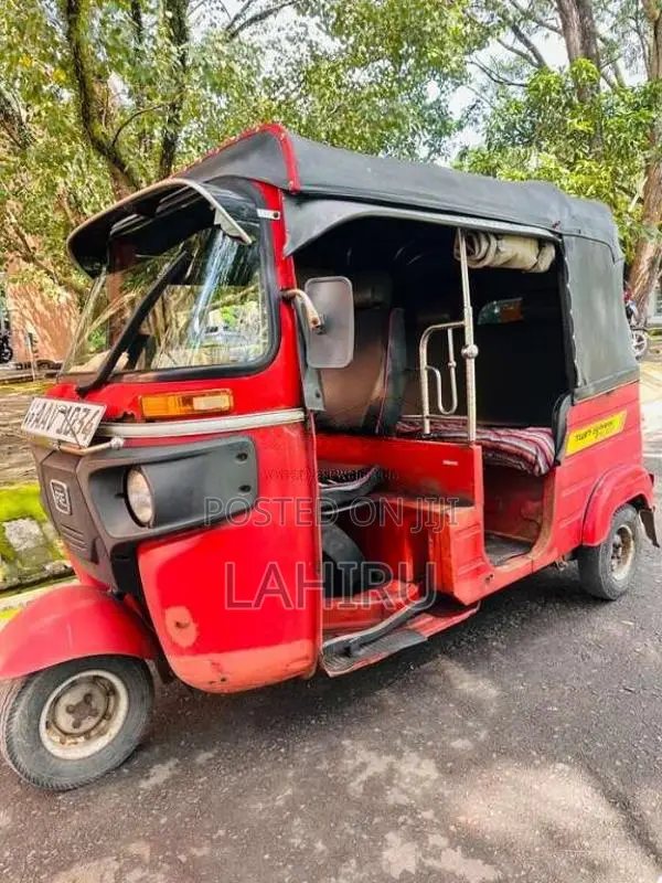 Bajaj RE 4 Stroke 2014 Three Wheel (Used)