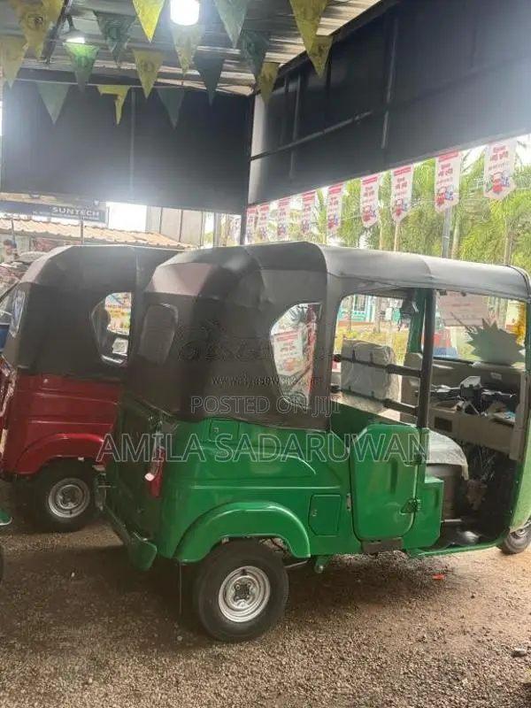 Bajaj RE 2026 Three Wheel (Used)