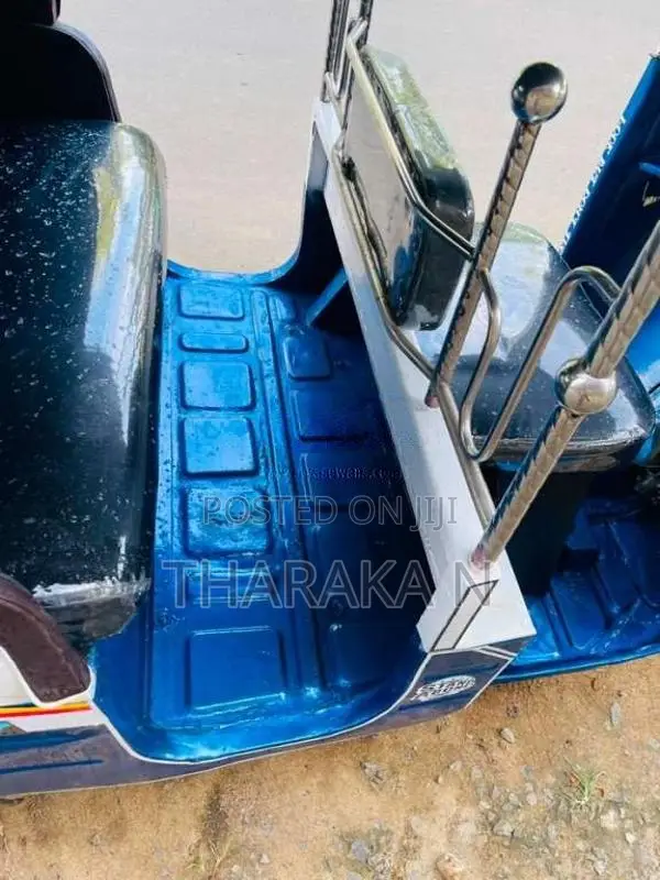 Bajaj 2 Stroke 2003 Three Wheel (Used)