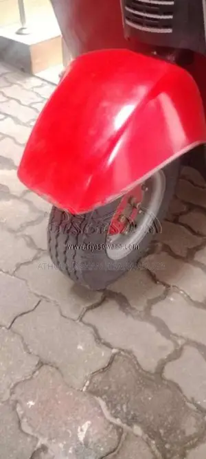 Bajaj RE 205 2013 Three Wheel (Used)