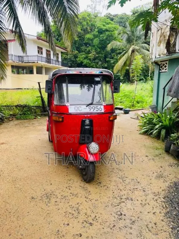 Bajaj 2 Stroke 2005 Three Wheel (Used)
