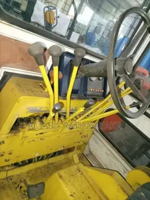 Komatsu Motor Grader-G10 2017 Heavy-Duty (Used)