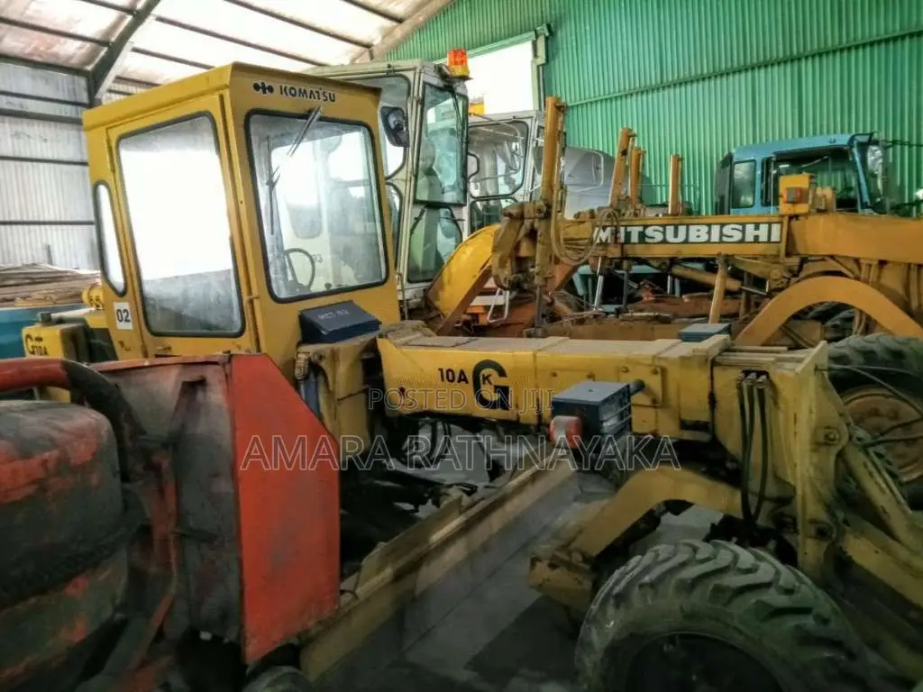 Komatsu Motor Grader-G10 2017 Heavy-Duty (Used)