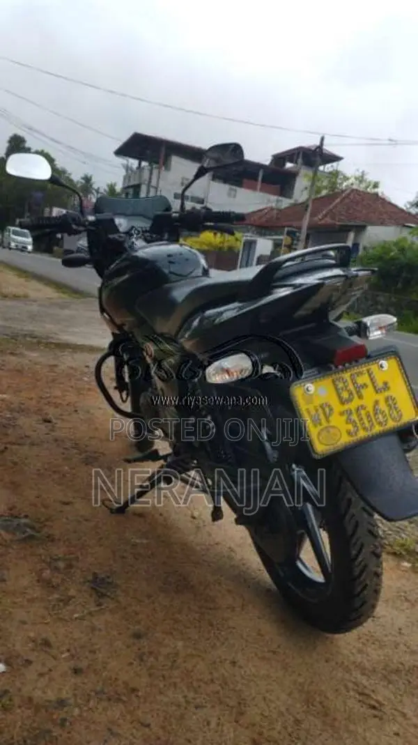 Bajaj Pulsar 2017 Motorbike (Used)
