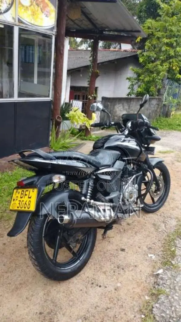 Bajaj Pulsar 2017 Motorbike (Used)
