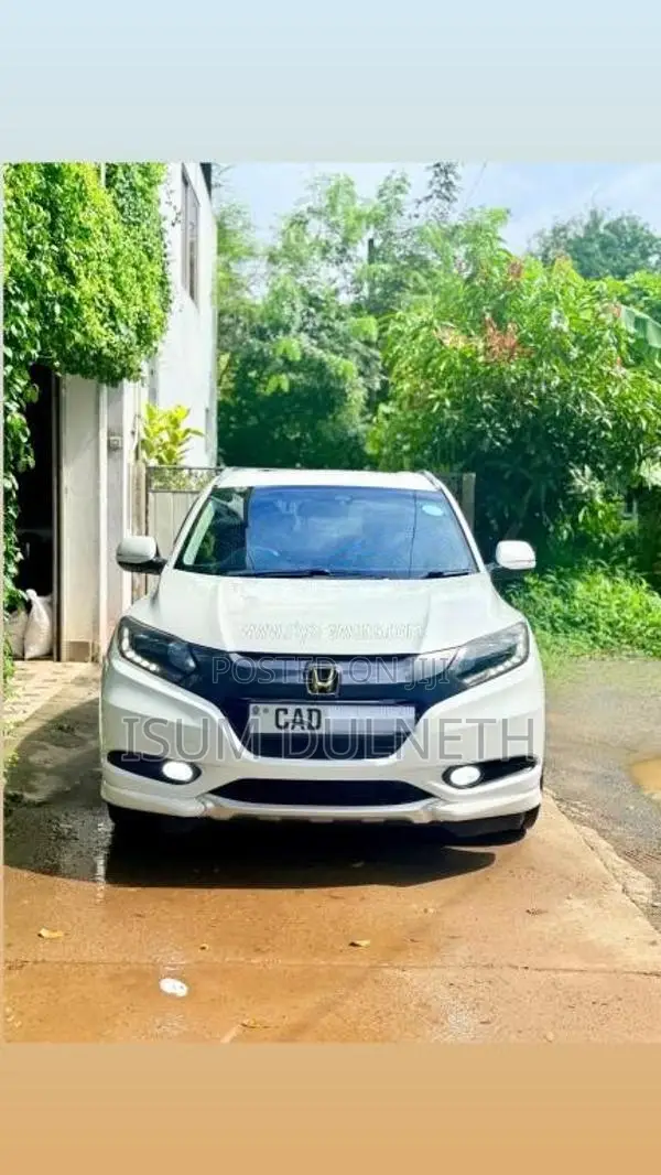 Honda Vezel 2015 SUV (Used)