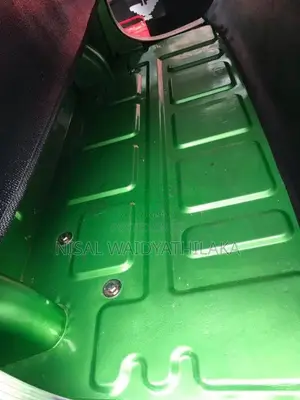 Bajaj 4 stroke 2011 Three Wheel (Used)