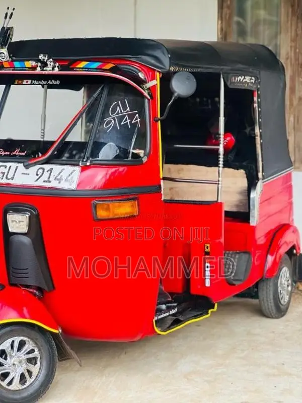 Bajaj RE 2002 Three Wheel (Used)