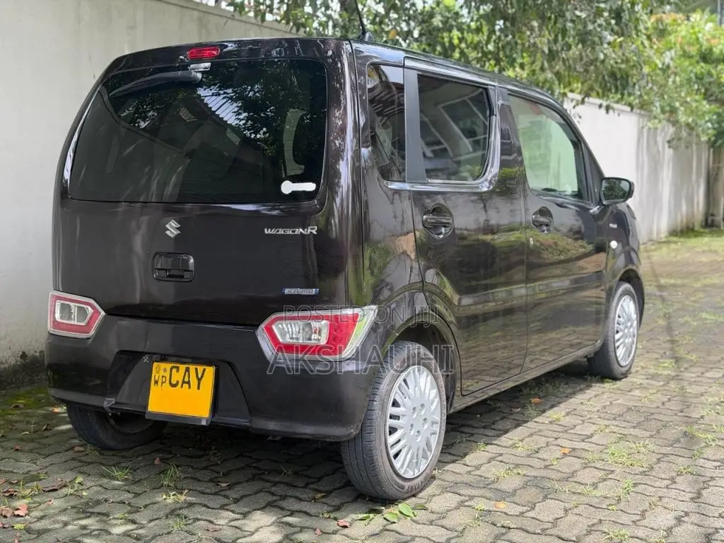 Suzuki Wagon R FX 2017 Car (Used)