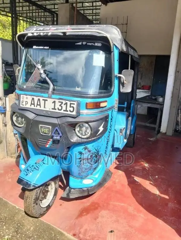 Bajaj RE 2014 Three Wheel (Used)