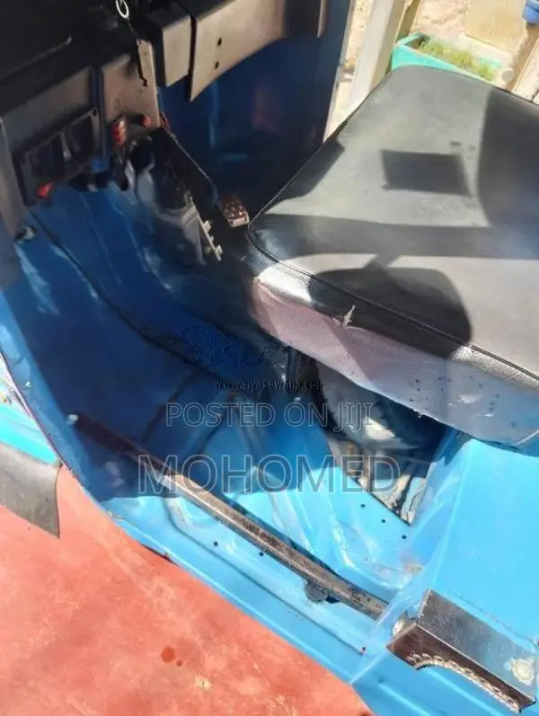 Bajaj RE 2014 Three Wheel (Used)