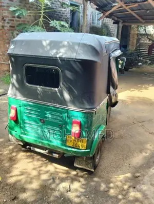 Bajaj RE 2014 Three Wheel (Used)