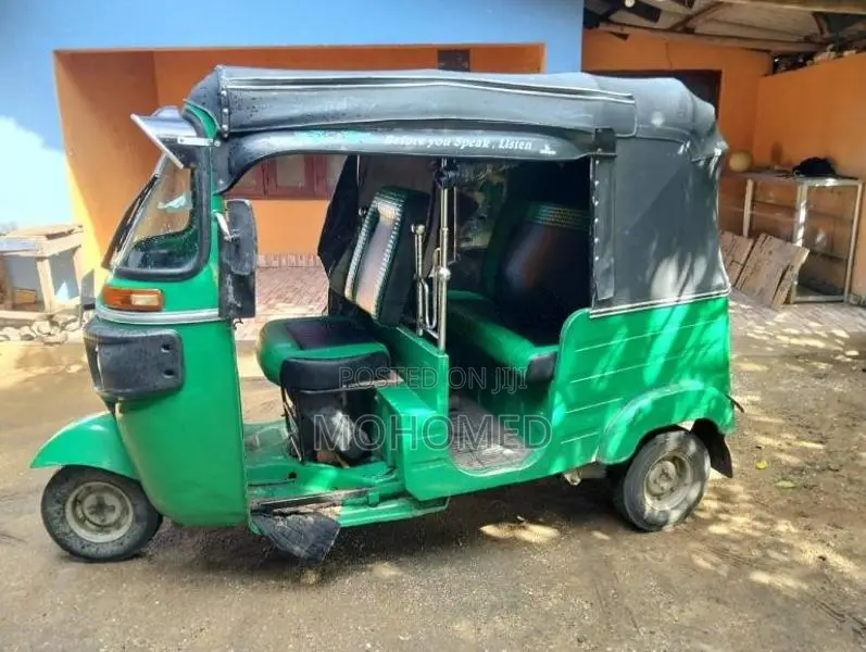 Bajaj RE 2014 Three Wheel (Used)