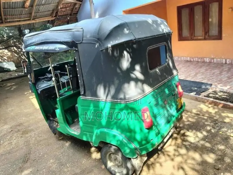 Bajaj RE 2014 Three Wheel (Used)