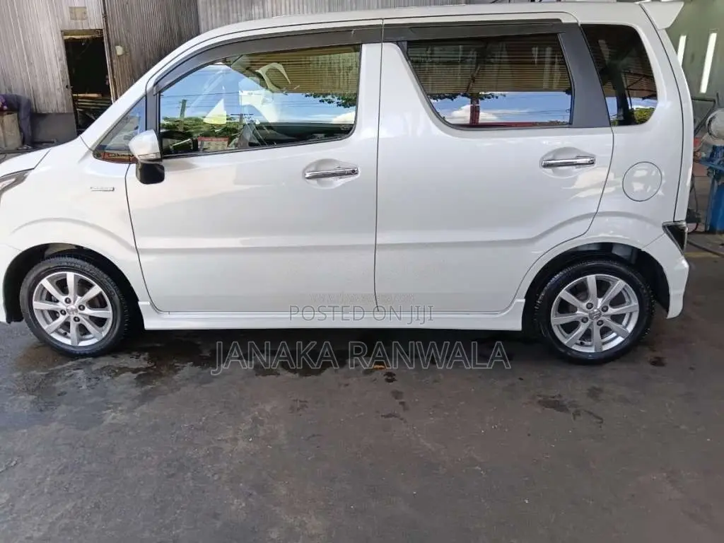 Suzuki Wagon R Stingray 2018 Car (Used)