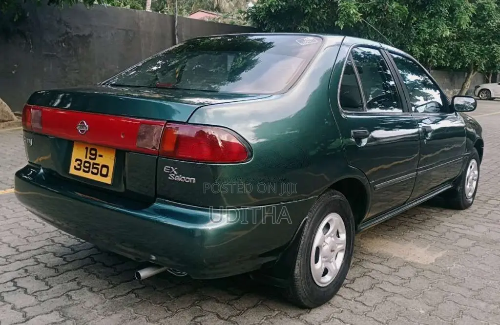 Nissan Sunny FB14 1995 Car (Used)