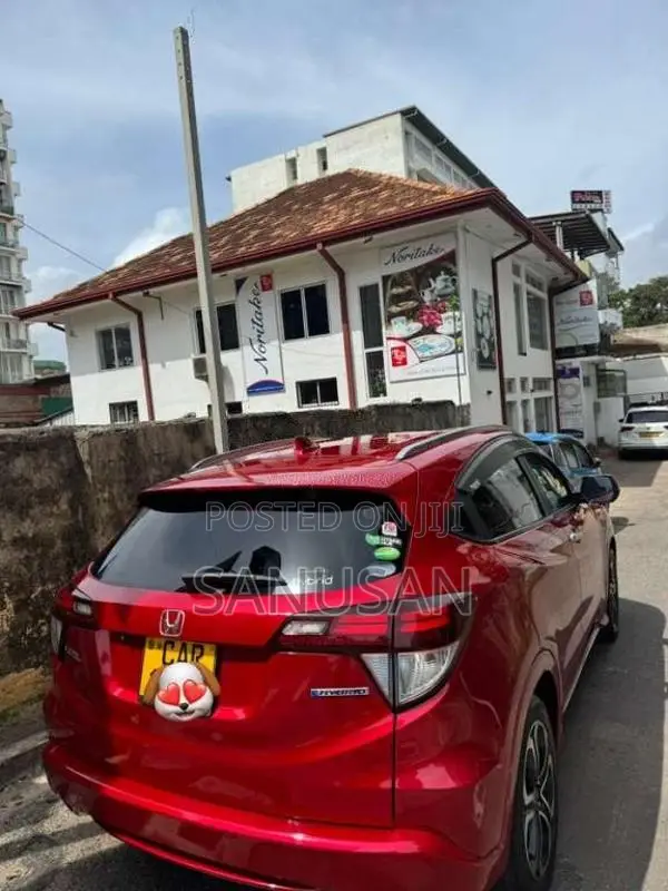 Honda Vezel 2016 SUV (Used)