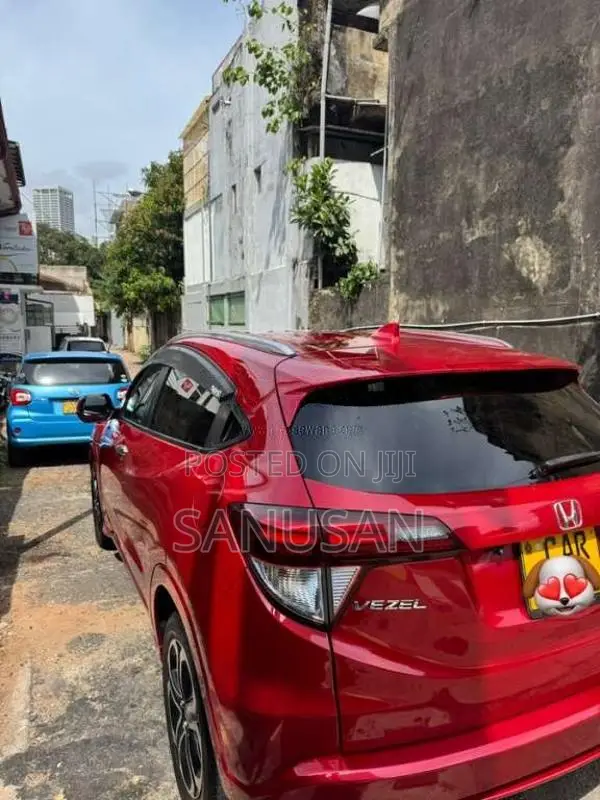 Honda Vezel 2016 SUV (Used)