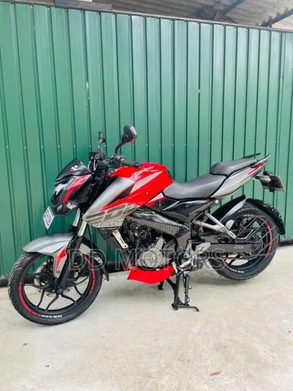 Bajaj Pulser 200 NS 2018 2018 Motorbike (Used)
