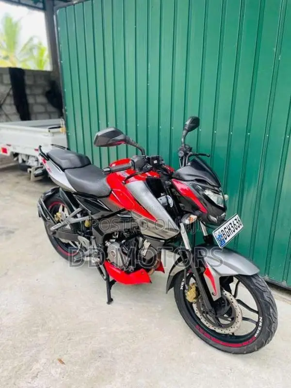 Bajaj Pulser 200 NS 2018 2018 Motorbike (Used)