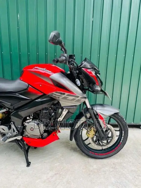 Bajaj Pulser 200 NS 2018 2018 Motorbike (Used)